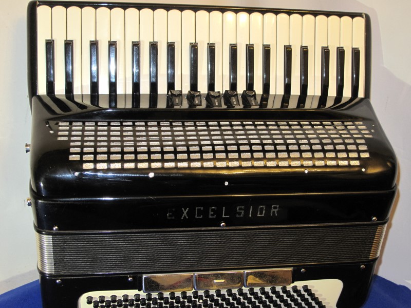 Excelsior 120 bass accordion in black