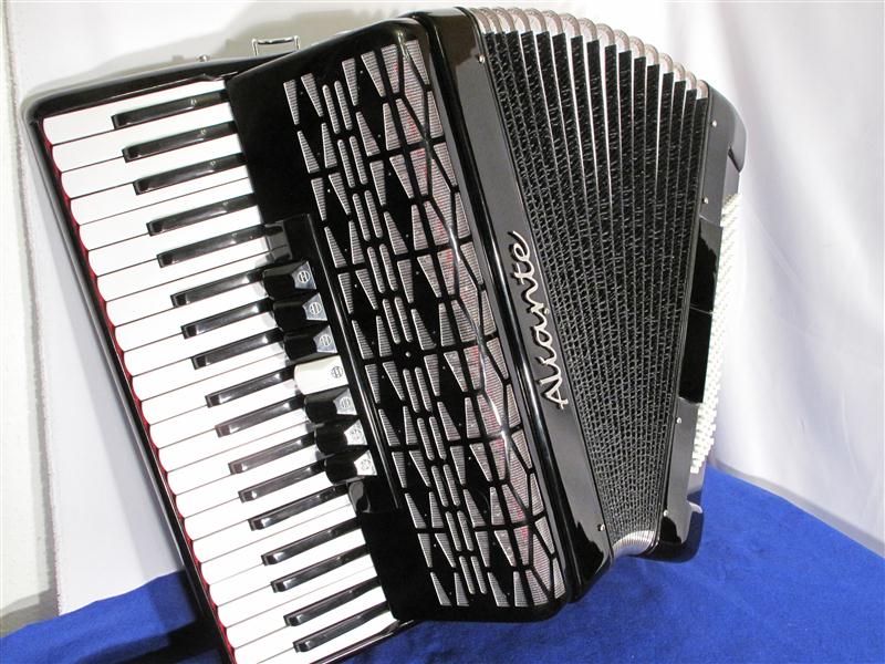 Aliante 3 voice 41-120 black piano accordion