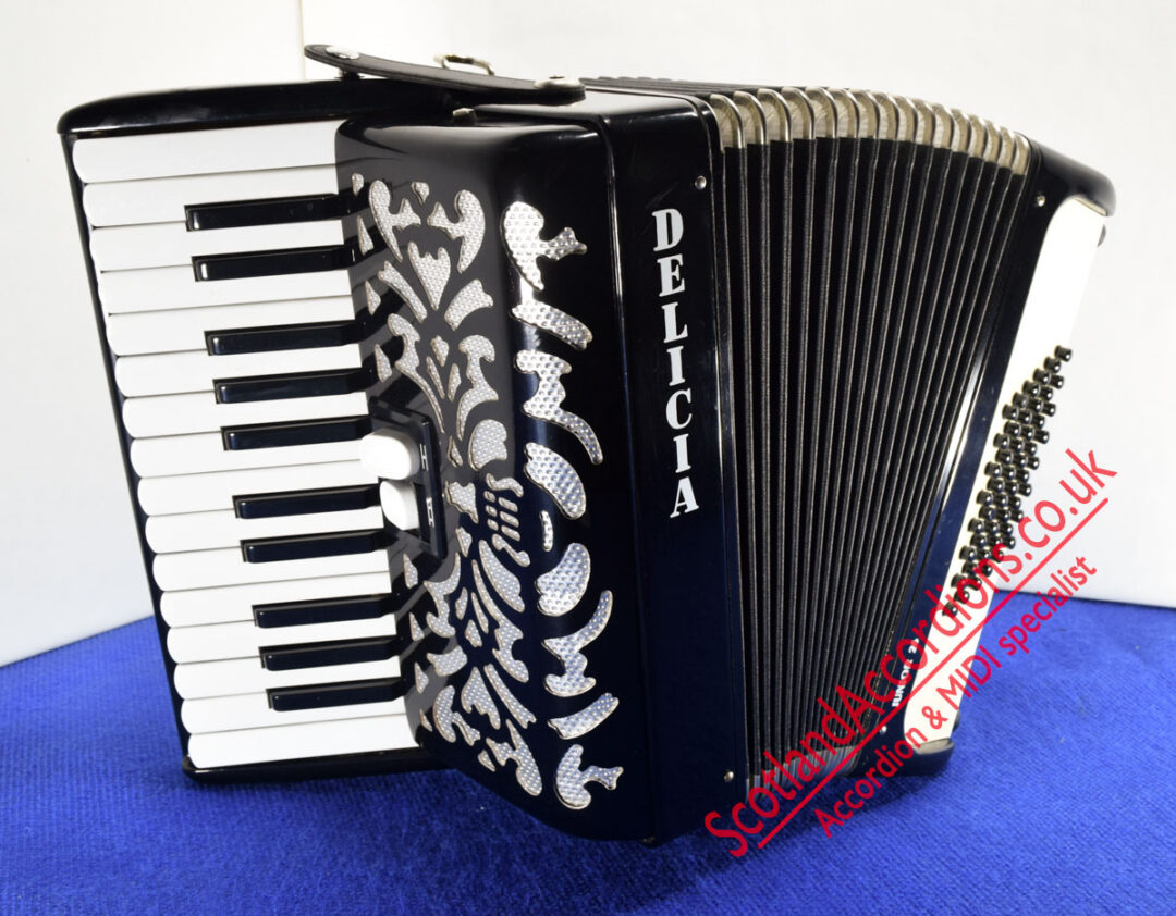 Delicia Junior 26 key 48 bass piano Accordion