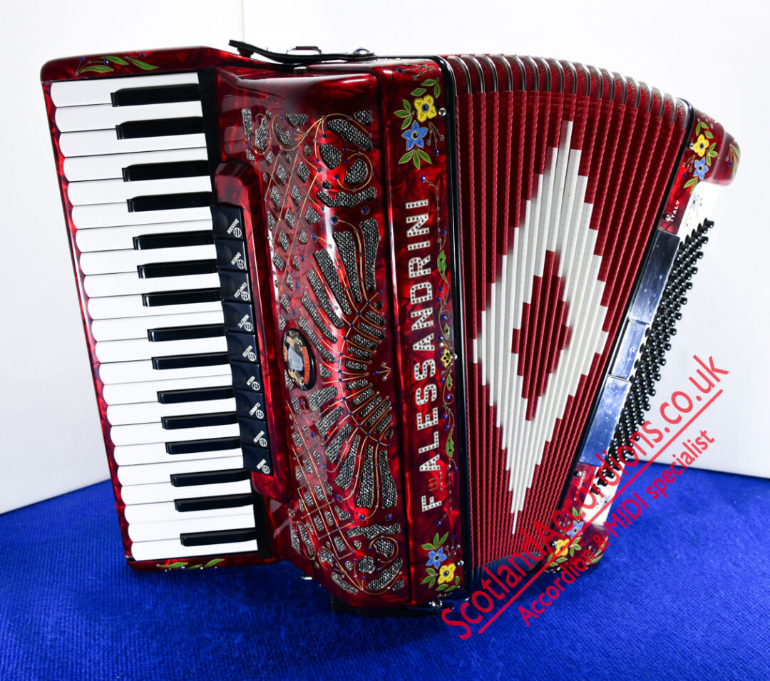 Alessandrini 37 key 96 bass piano Accordion excellent